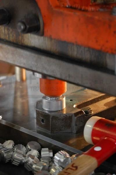 Slitte Tenditrici SYNTHESIS